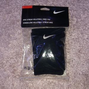Size Medium Black Nike Volleyball Knee Pads